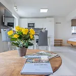 Fewo1846 - Strandresidenz Wassersleben Suedblick App 689 - Komfortables Mit Balkon Und Meerblick