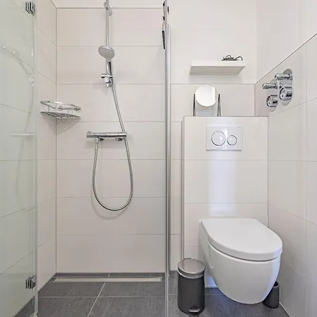 Apartment Fewo1846 - Strandresidenz Wassersleben Suedblick App 689 - Komfortables Mit Balkon Und Meerblick *